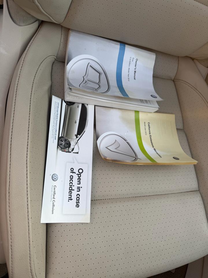 Volkswagen Eos 2dr Convertible DSG 2.0T 2012