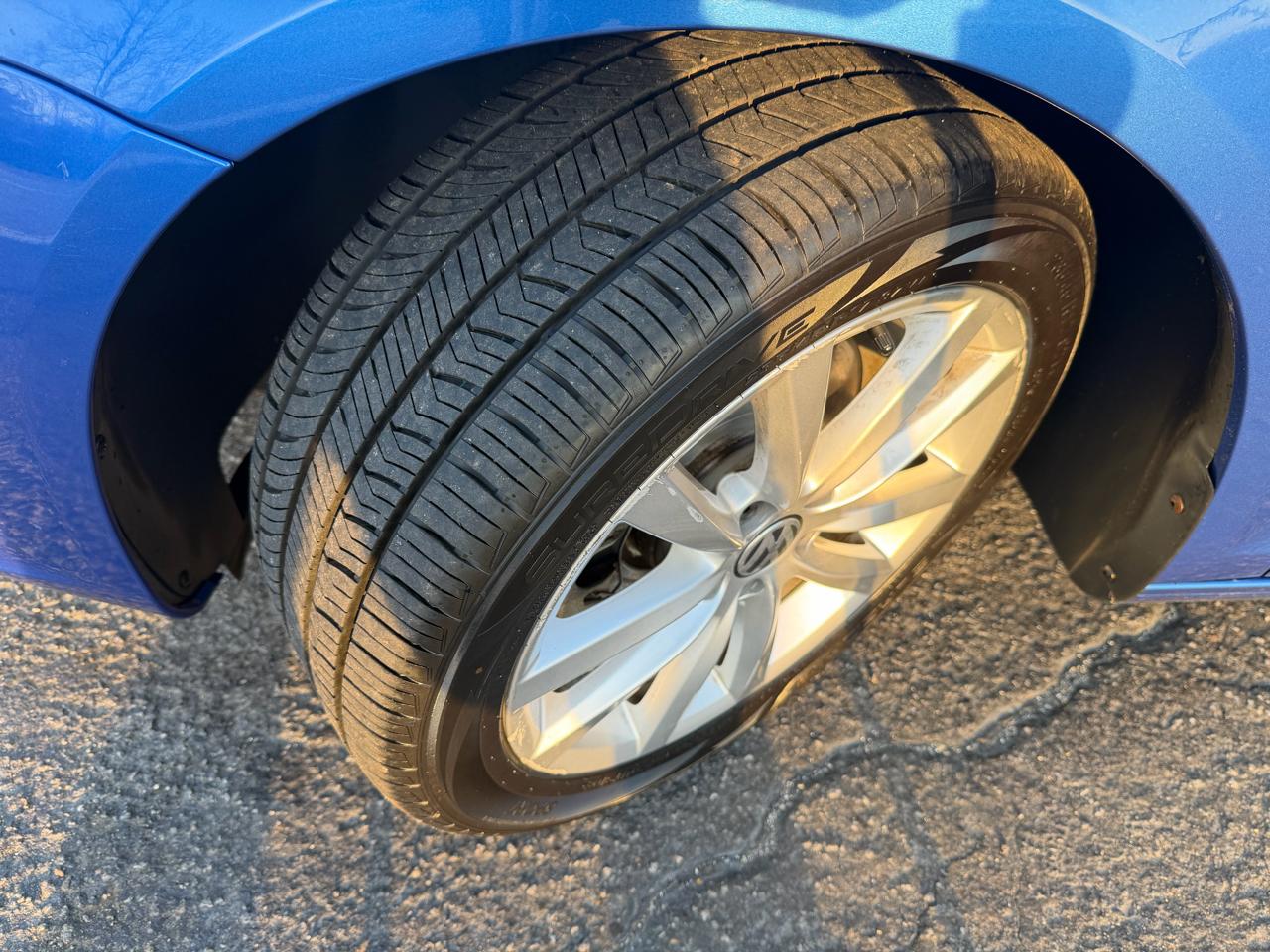 Volkswagen Eos 2dr Convertible DSG 2.0T 2012