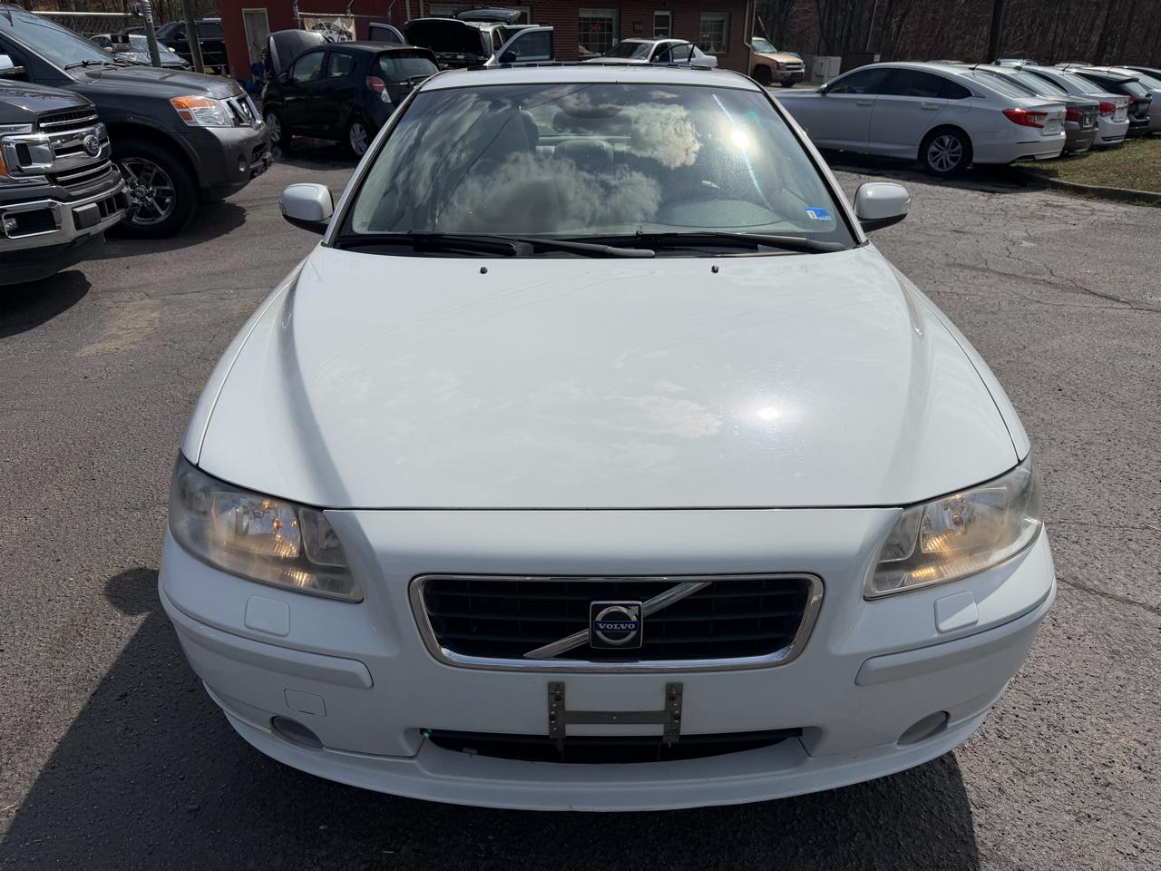 Volvo S60 4dr Sdn 2.5T FWD 2008