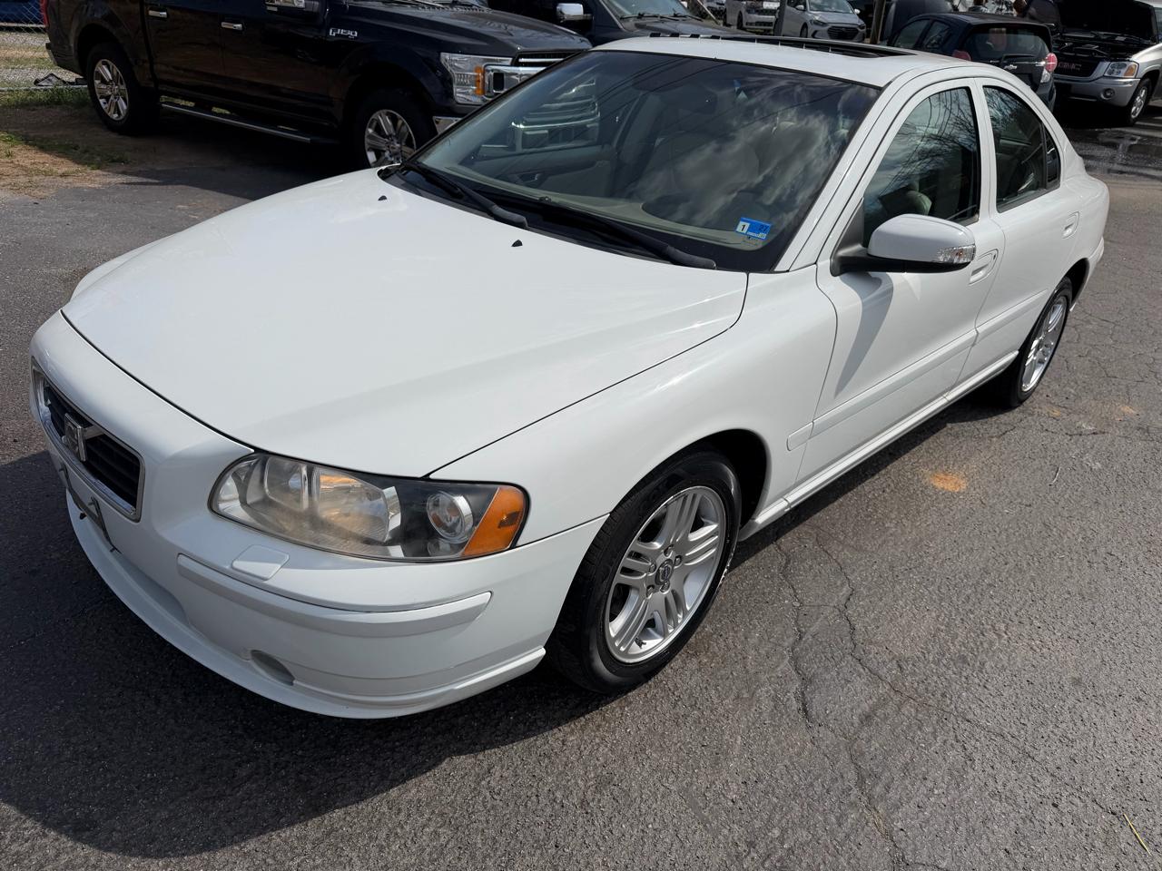 Volvo S60 4dr Sdn 2.5T FWD 2008