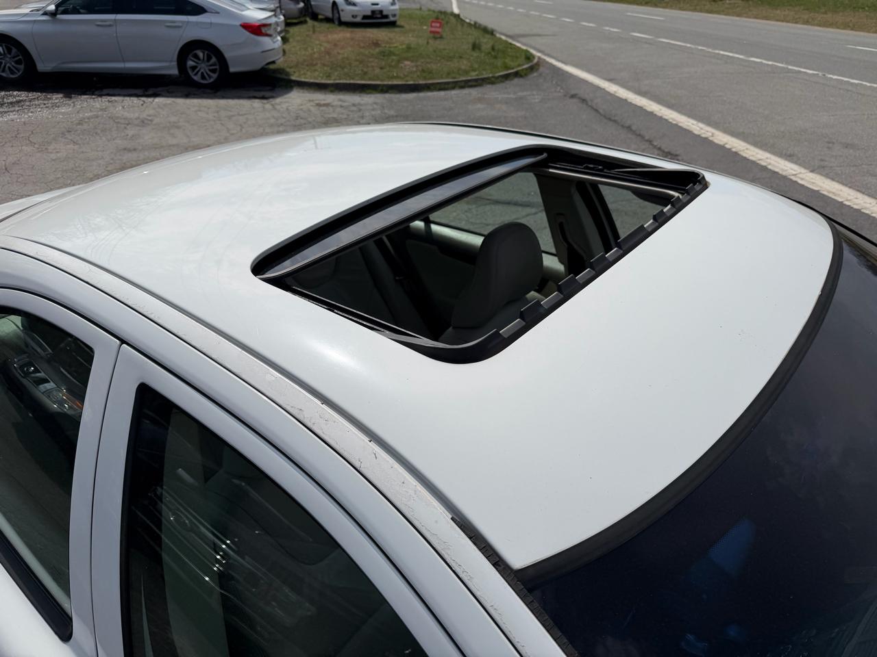 Volvo S60 4dr Sdn 2.5T FWD 2008