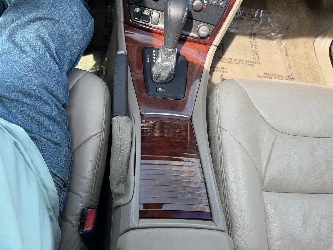 Volvo S60 4dr Sdn 2.5T FWD 2008