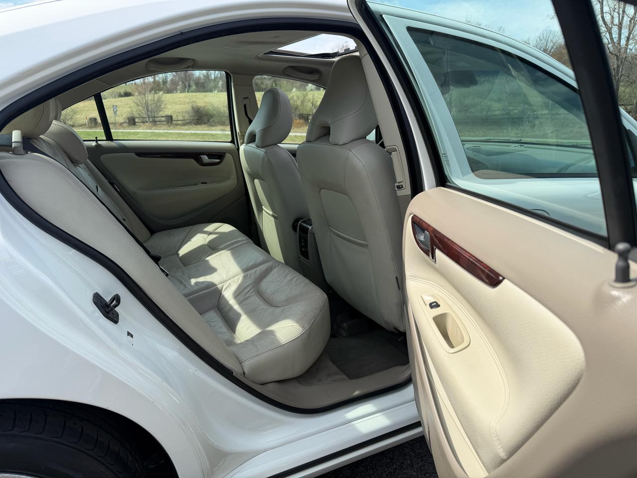 Volvo S60 4dr Sdn 2.5T FWD 2008