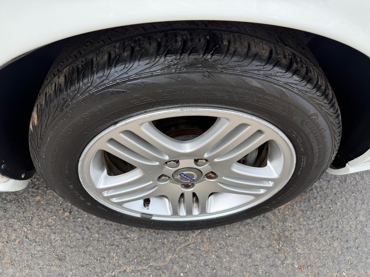 Volvo S60 4dr Sdn 2.5T FWD 2008