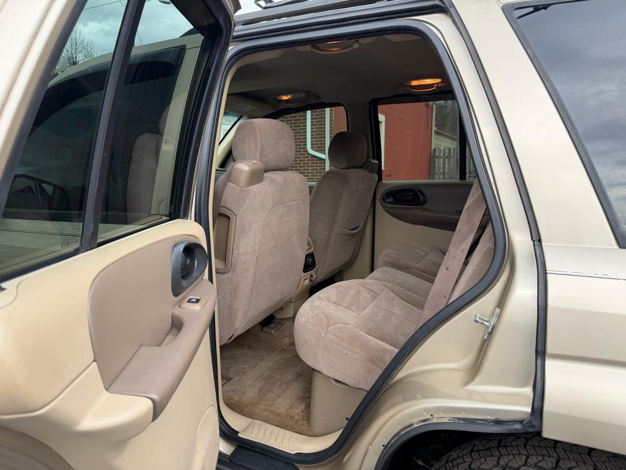 Chevrolet TrailBlazer 4dr 4WD LT 2004