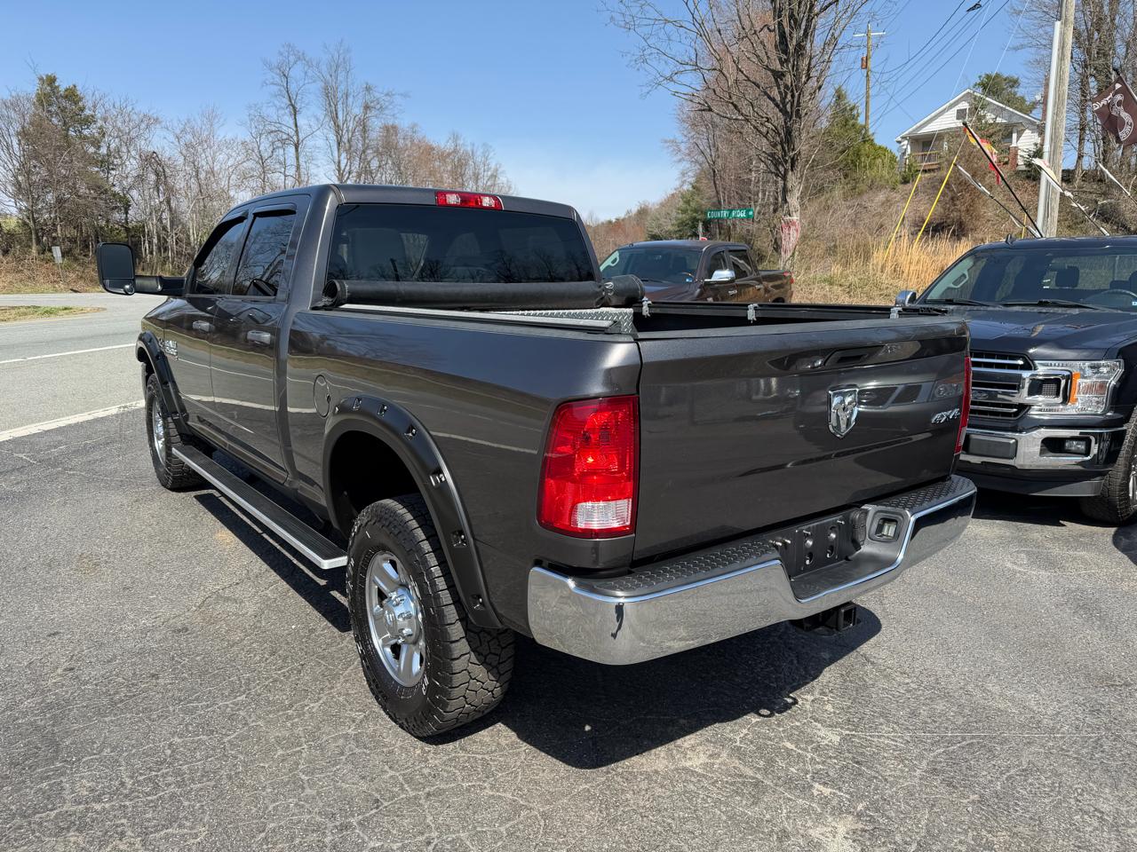 RAM 2500 Tradesman 4WD 2015