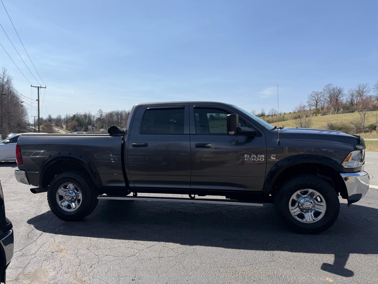 RAM 2500 Tradesman 4WD 2015