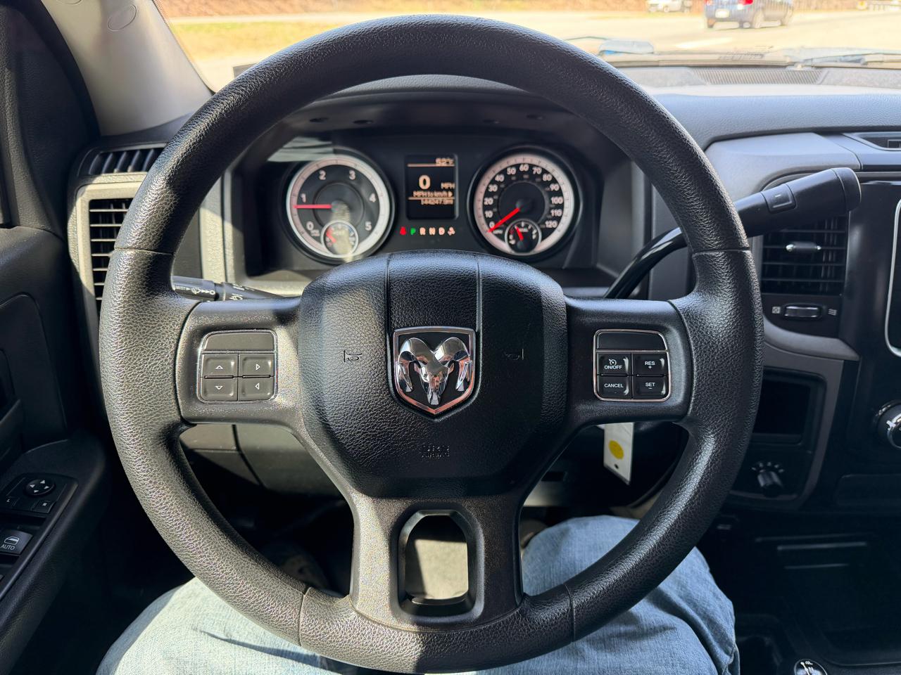 RAM 2500 Tradesman 4WD 2015