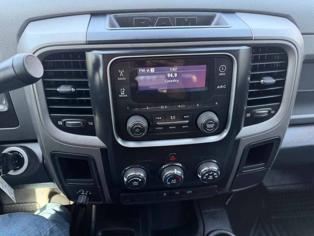 RAM 2500 Tradesman 4WD 2015