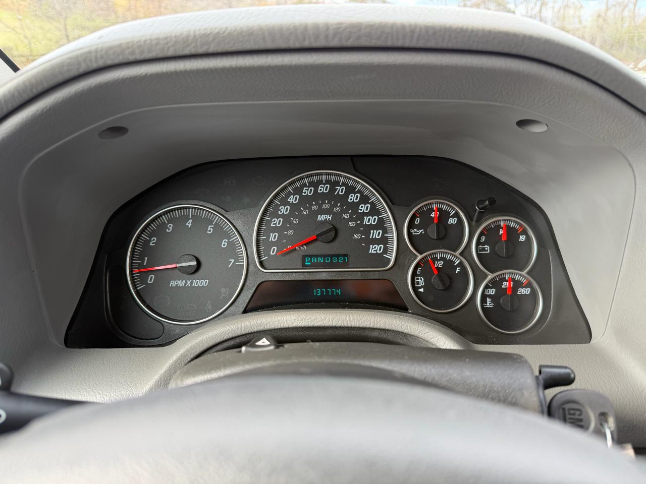 GMC Envoy 4dr 4WD SLE 2005