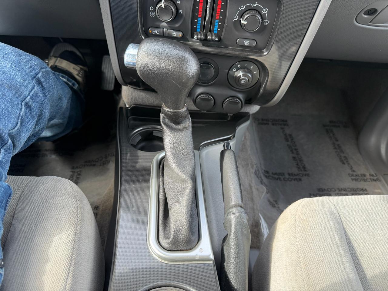 GMC Envoy 4dr 4WD SLE 2005