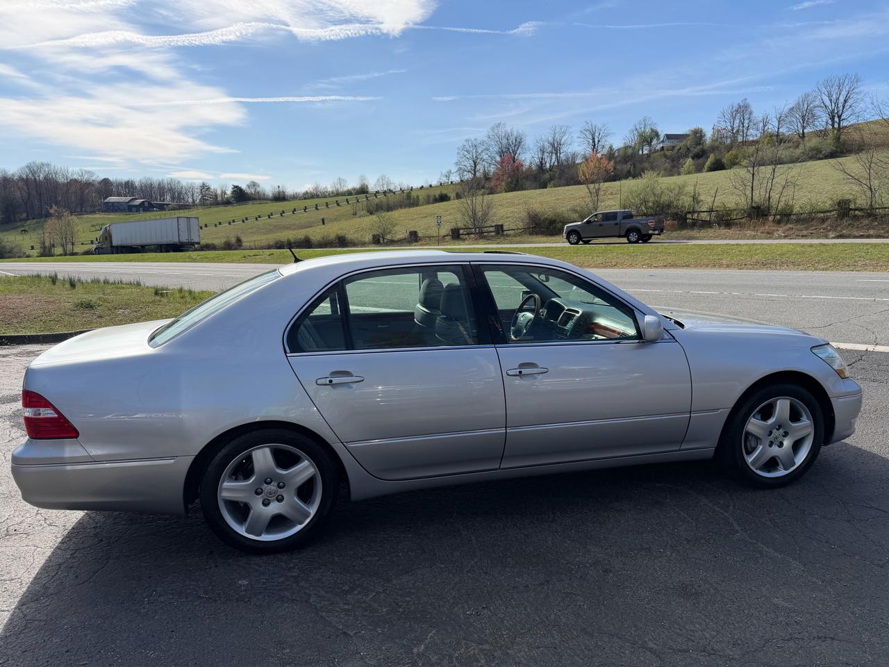 Lexus LS 430 4D Sedan 2006