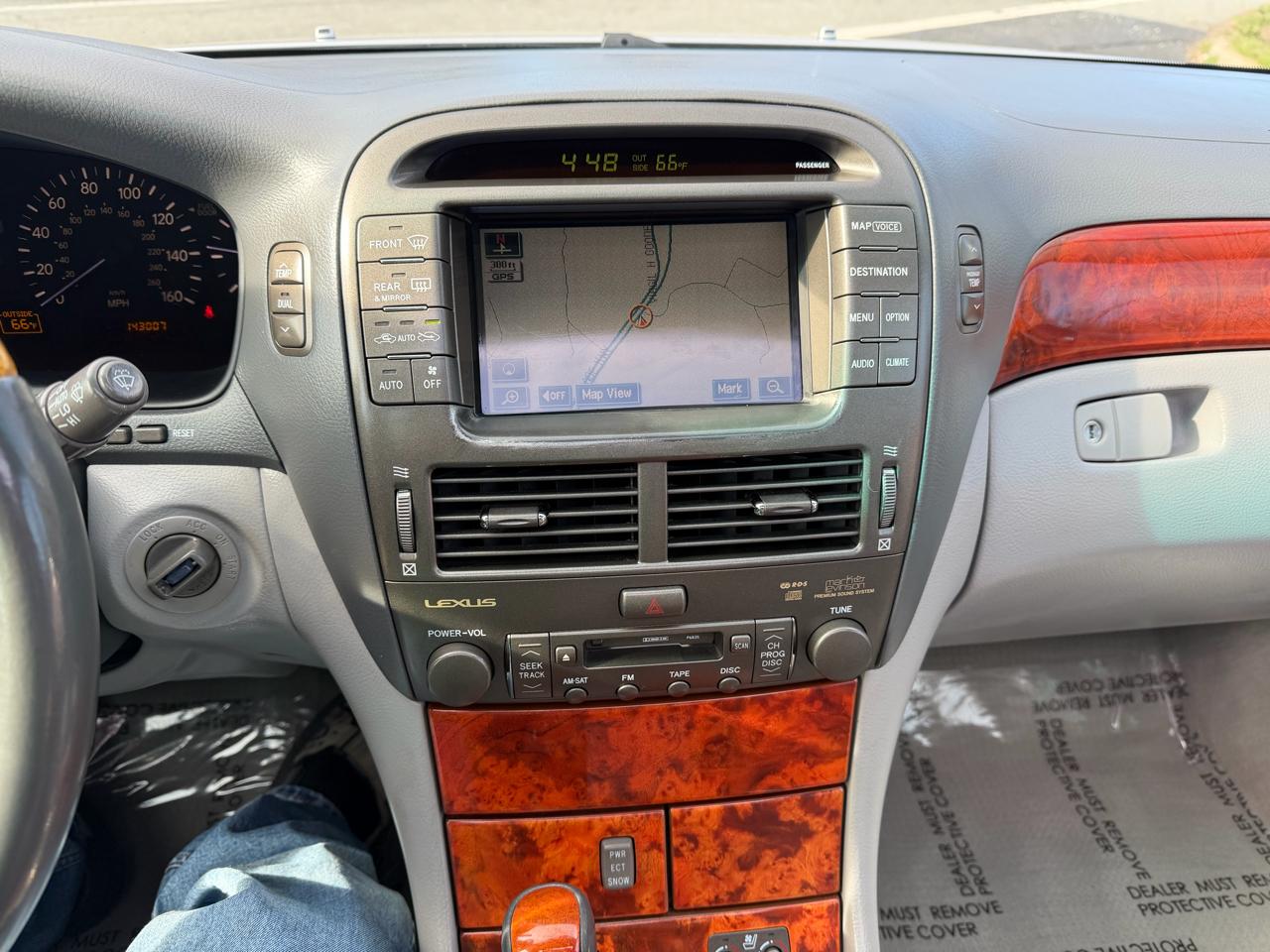 Lexus LS 430 4D Sedan 2006