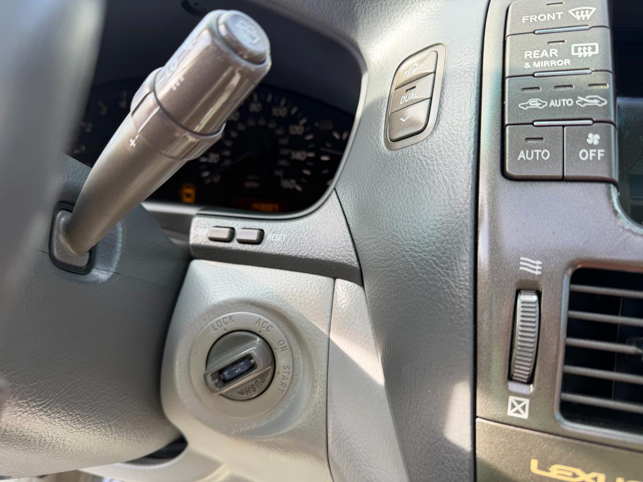 Lexus LS 430 4D Sedan 2006