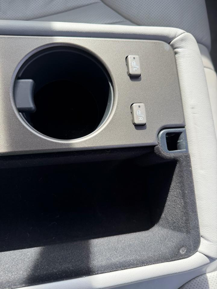 Lexus LS 430 4D Sedan 2006