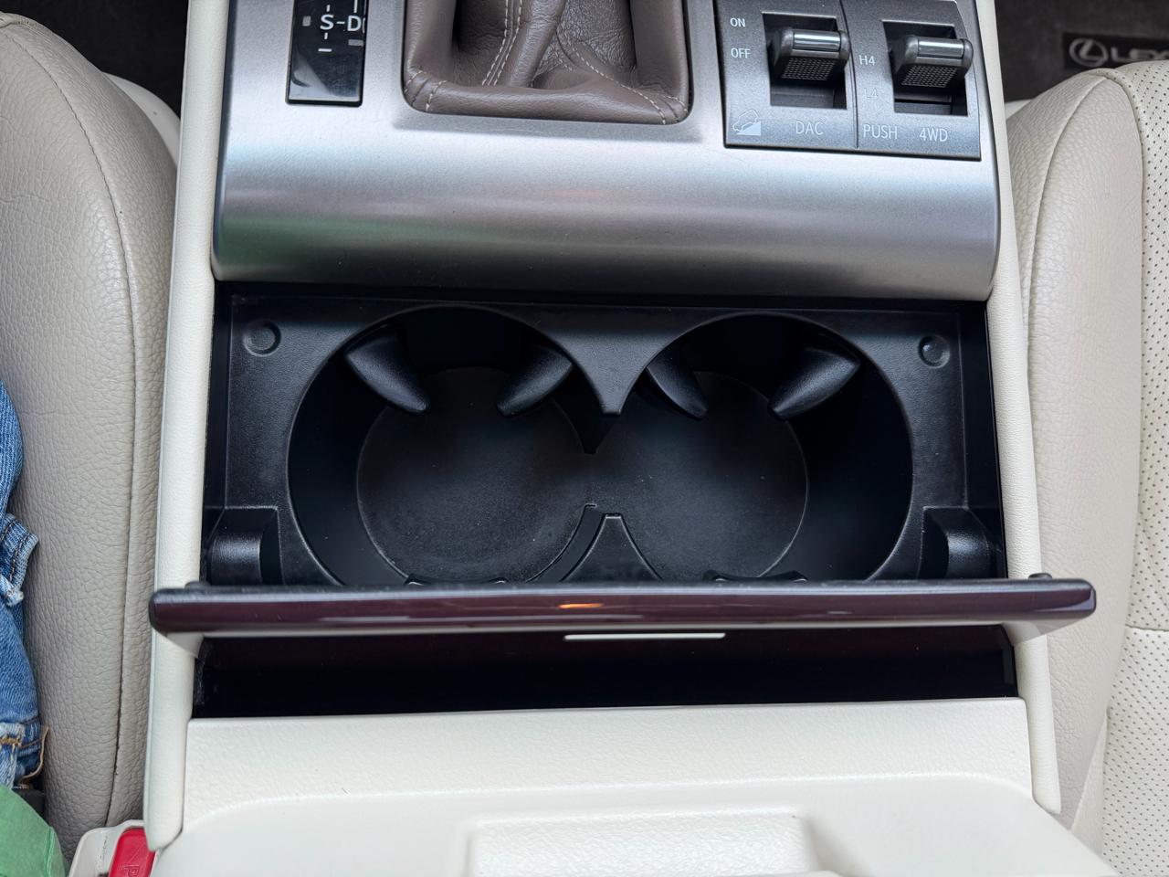 Lexus GX 460 Premium 4D SUV 4WD 2016