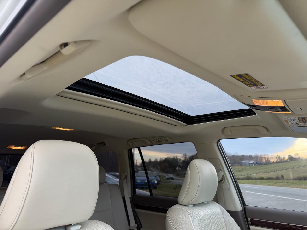 Lexus GX 460 Premium 4D SUV 4WD 2016