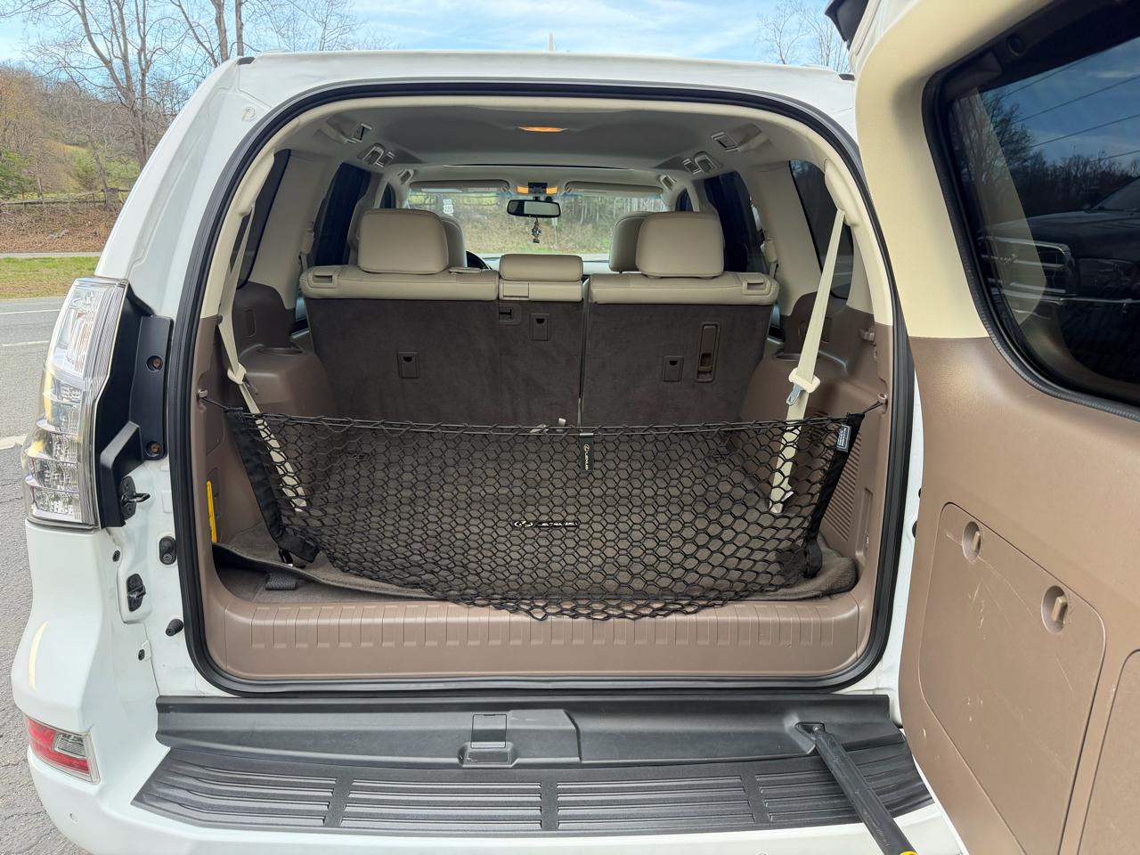 Lexus GX 460 Premium 4D SUV 4WD 2016