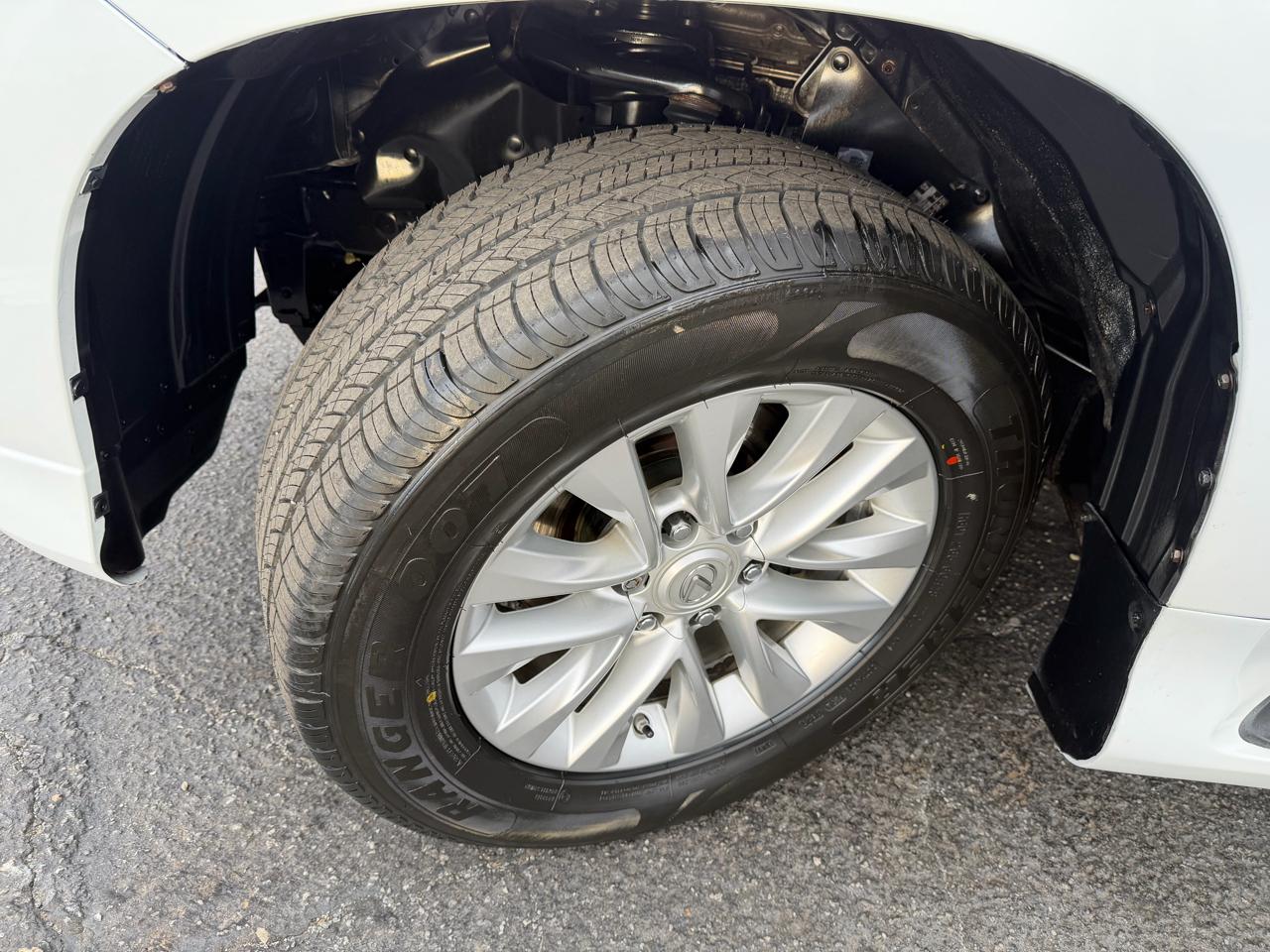 Lexus GX 460 Premium 4D SUV 4WD 2016