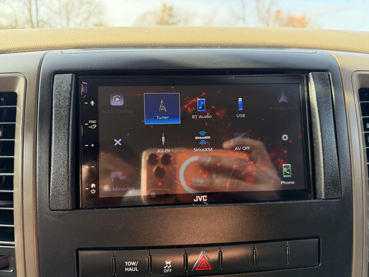 RAM 1500 4WD Crew Cab 140.5" Sport 2012