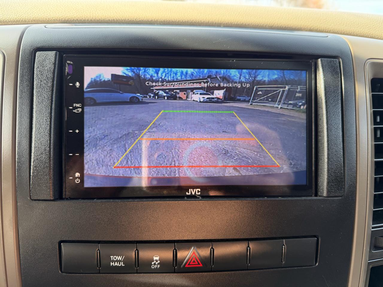 RAM 1500 4WD Crew Cab 140.5" Sport 2012