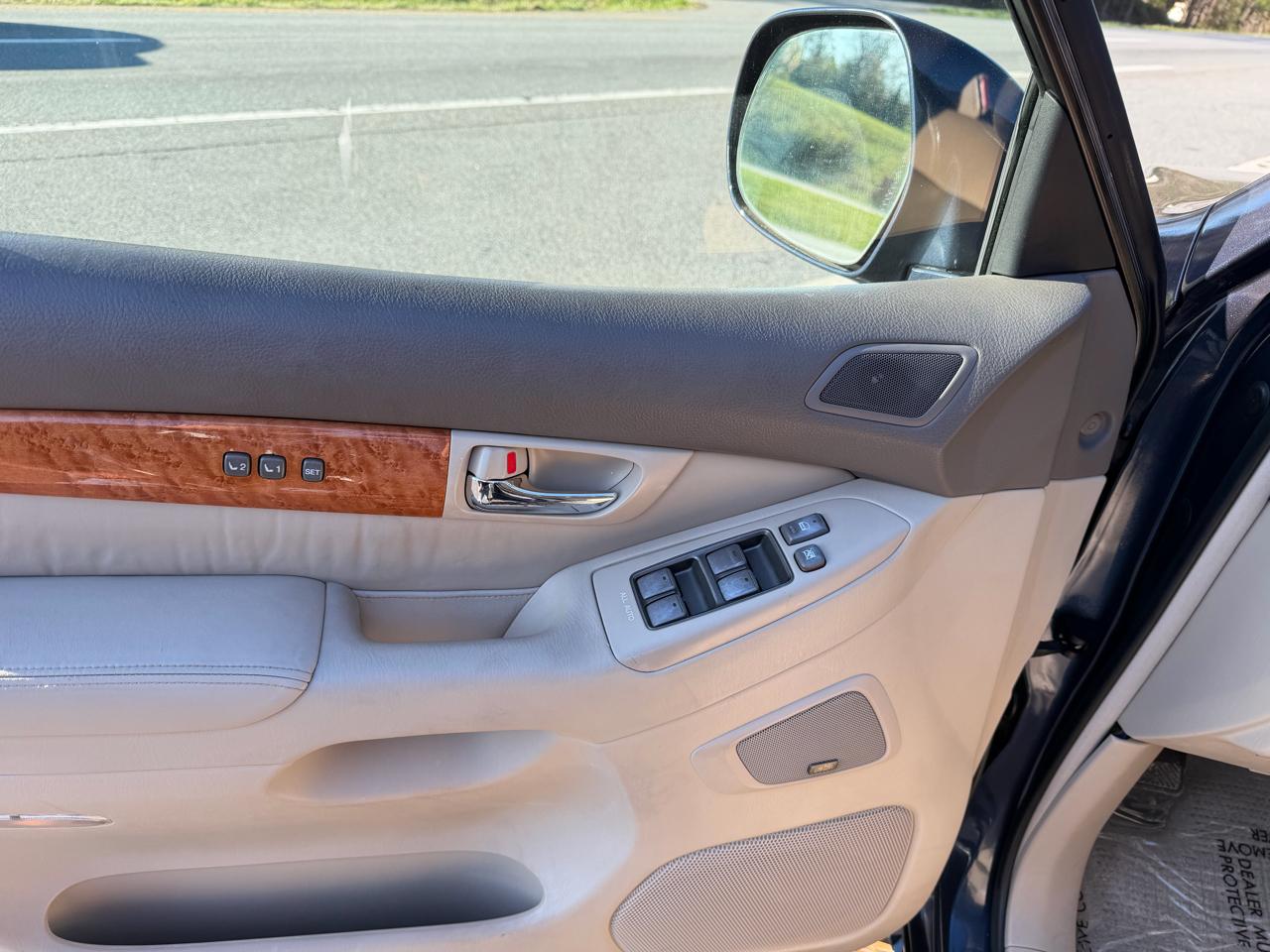 Lexus GX 470 4dr SUV 4WD 2003