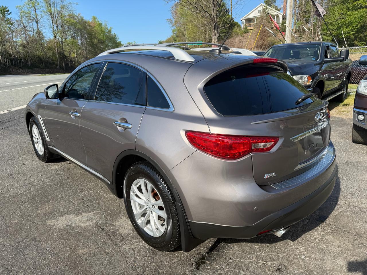 Infiniti FX35 AWD 4dr 2010