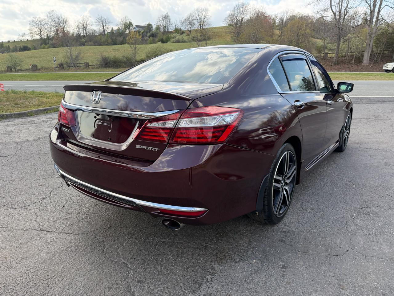 Honda Accord Sedan Sport 2.0T Auto 2017