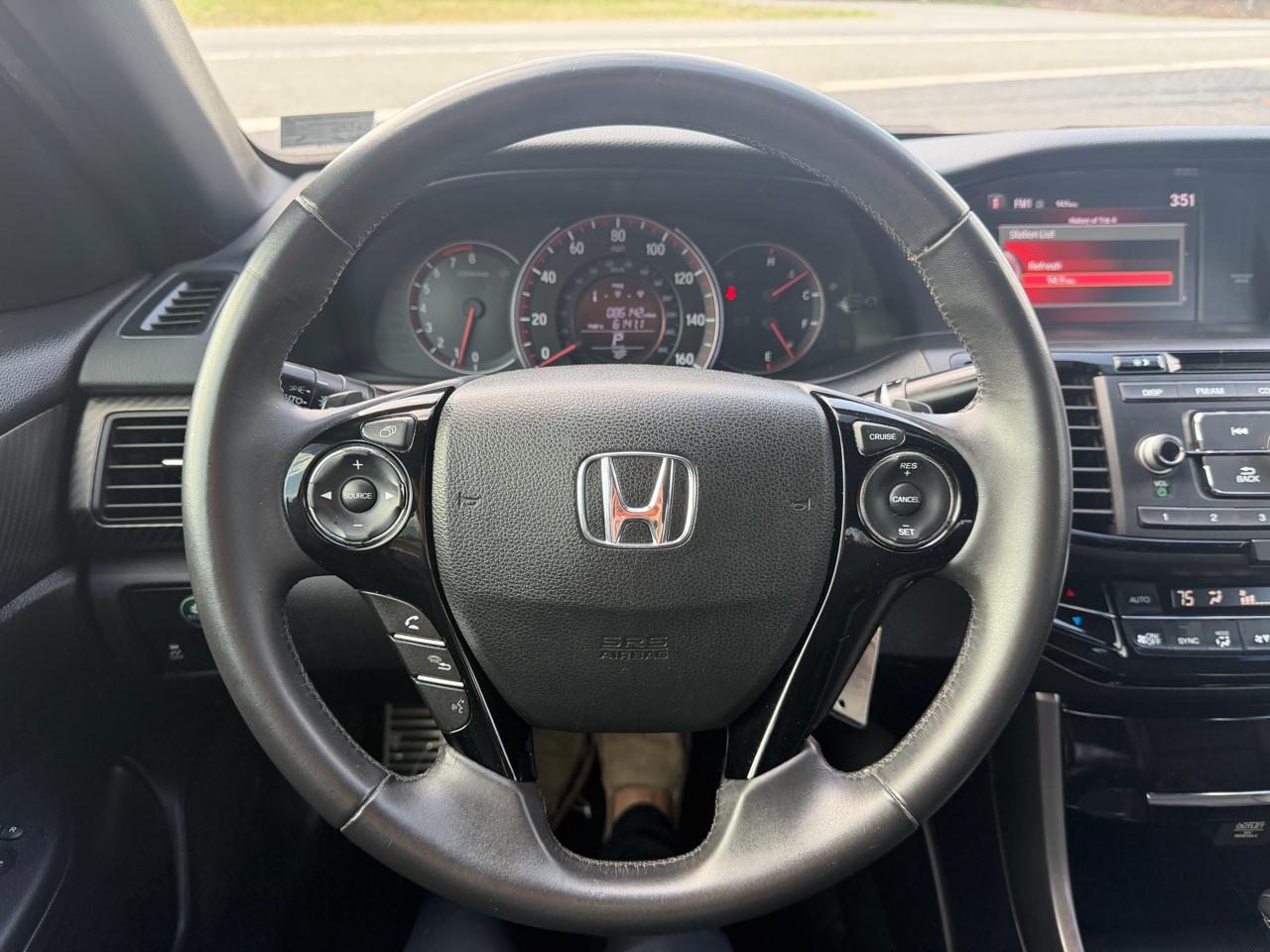 Honda Accord Sedan Sport 2.0T Auto 2017