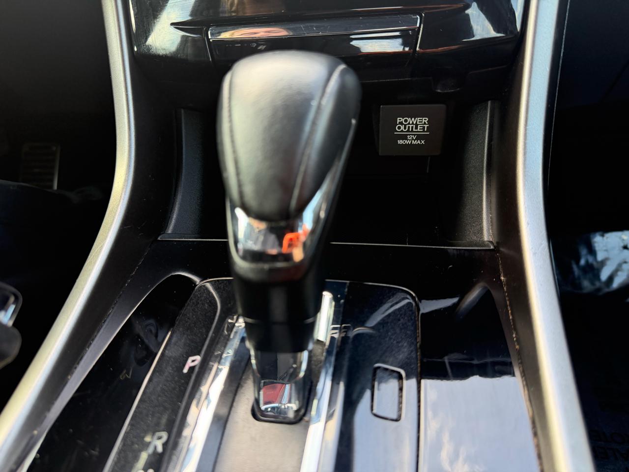 Honda Accord Sedan Sport 2.0T Auto 2017