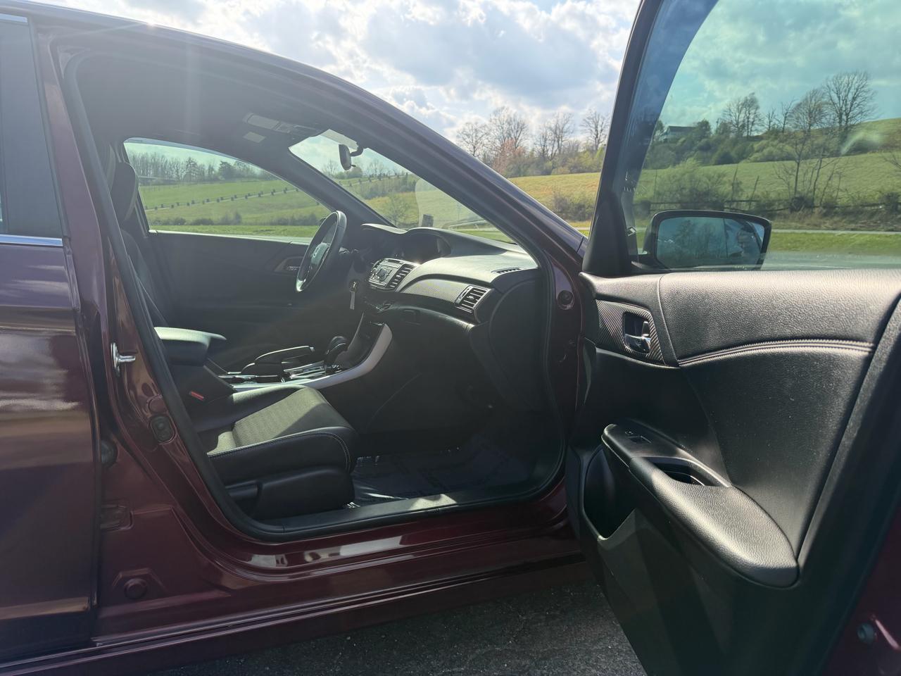 Honda Accord Sedan Sport 2.0T Auto 2017