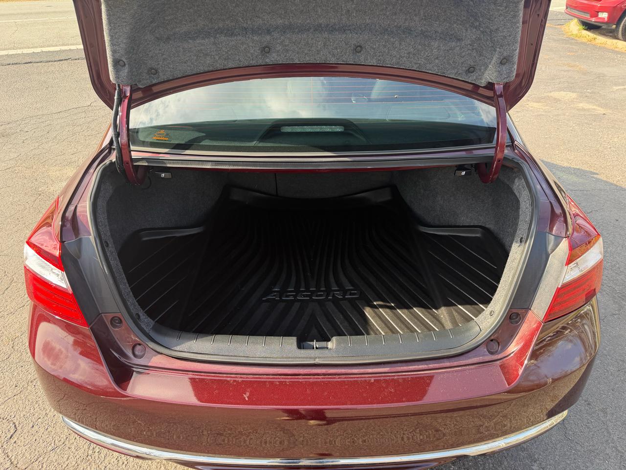 Honda Accord Sedan Sport 2.0T Auto 2017