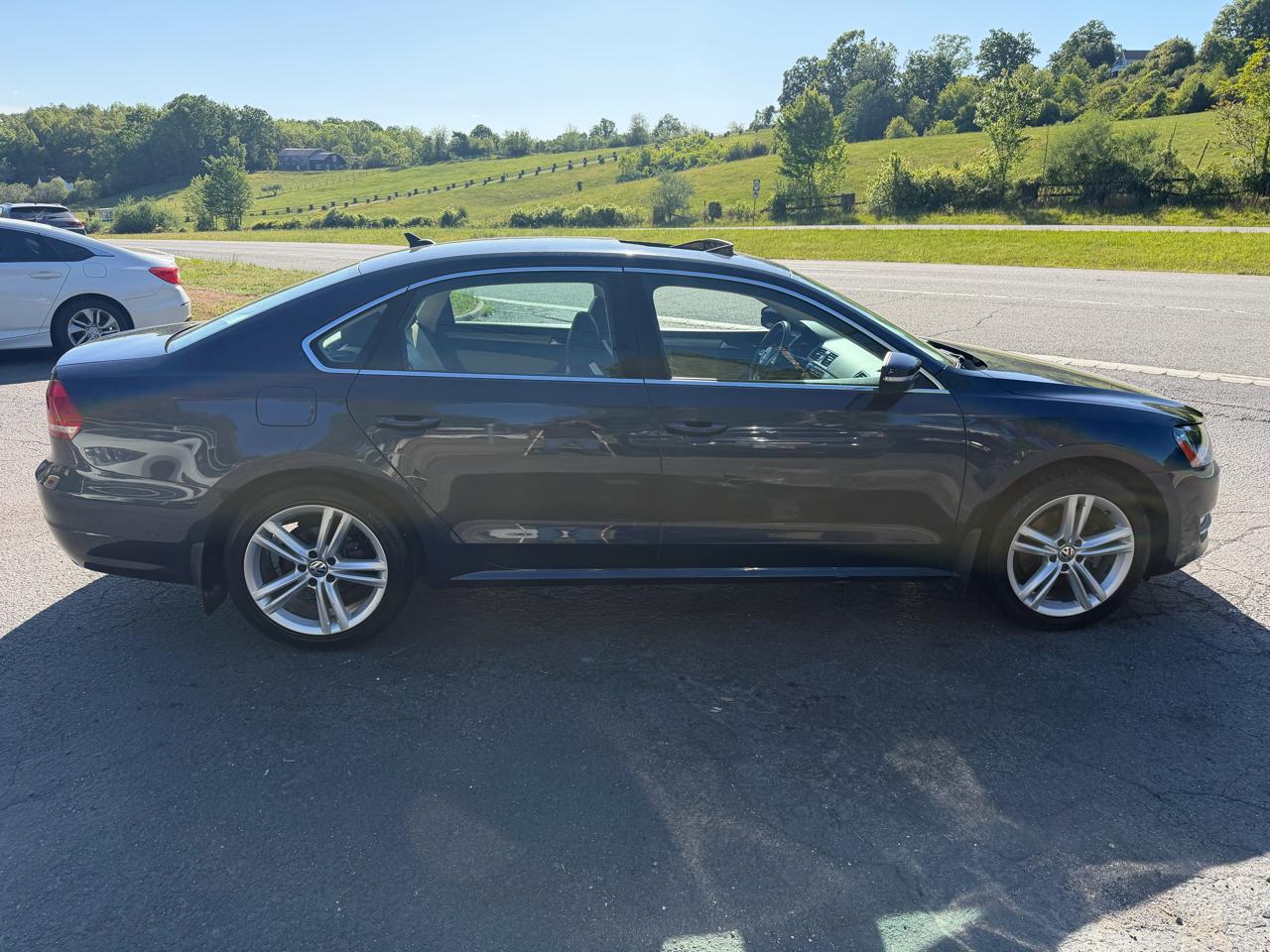 Volkswagen Passat TDI SEL Premium 2014