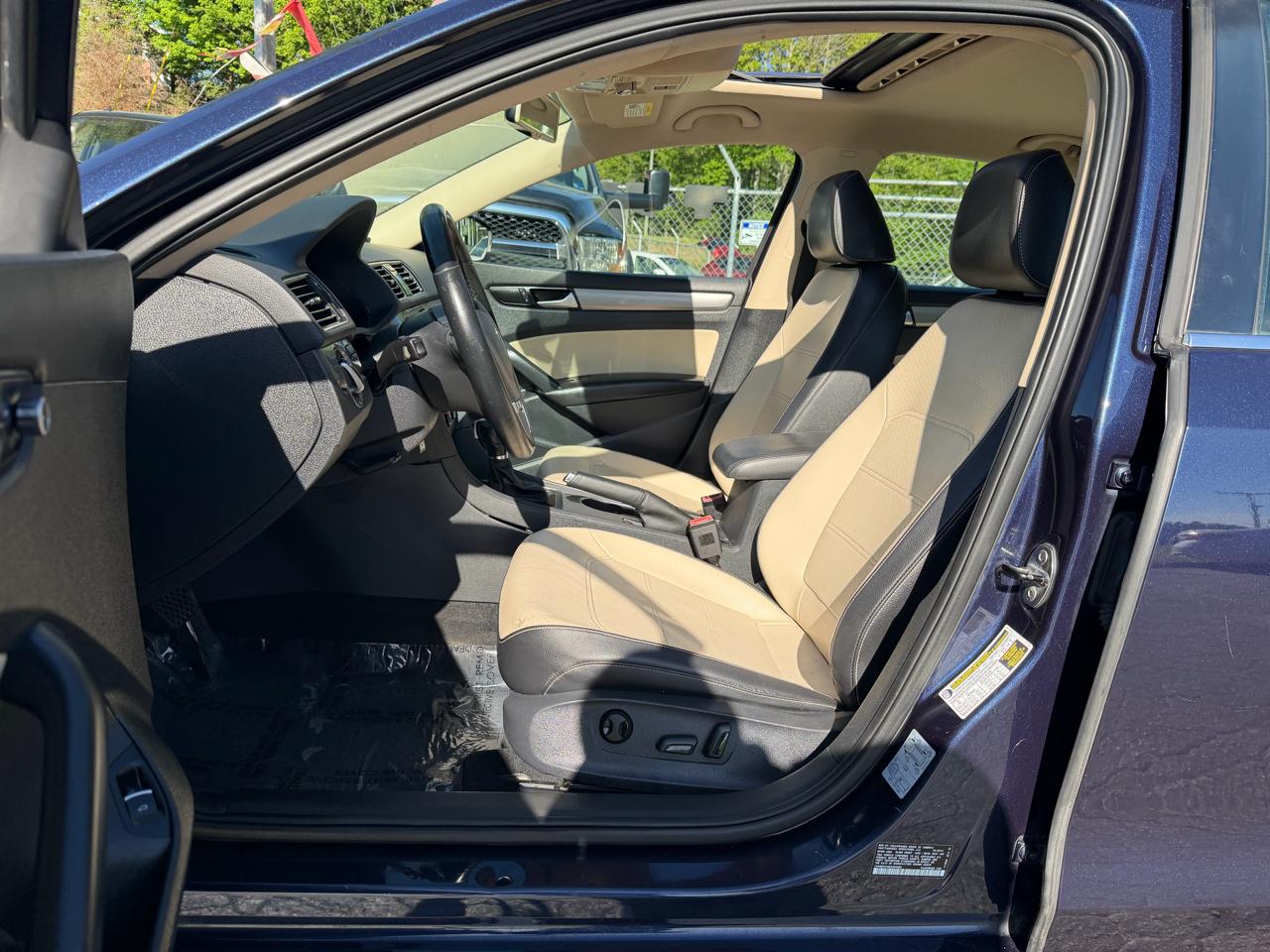Volkswagen Passat TDI SEL Premium 2014