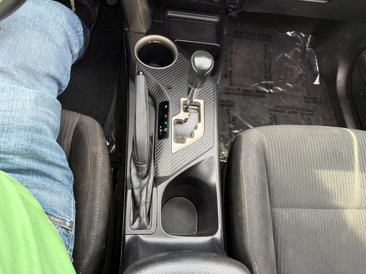 Toyota RAV4 AWD XLE 2014