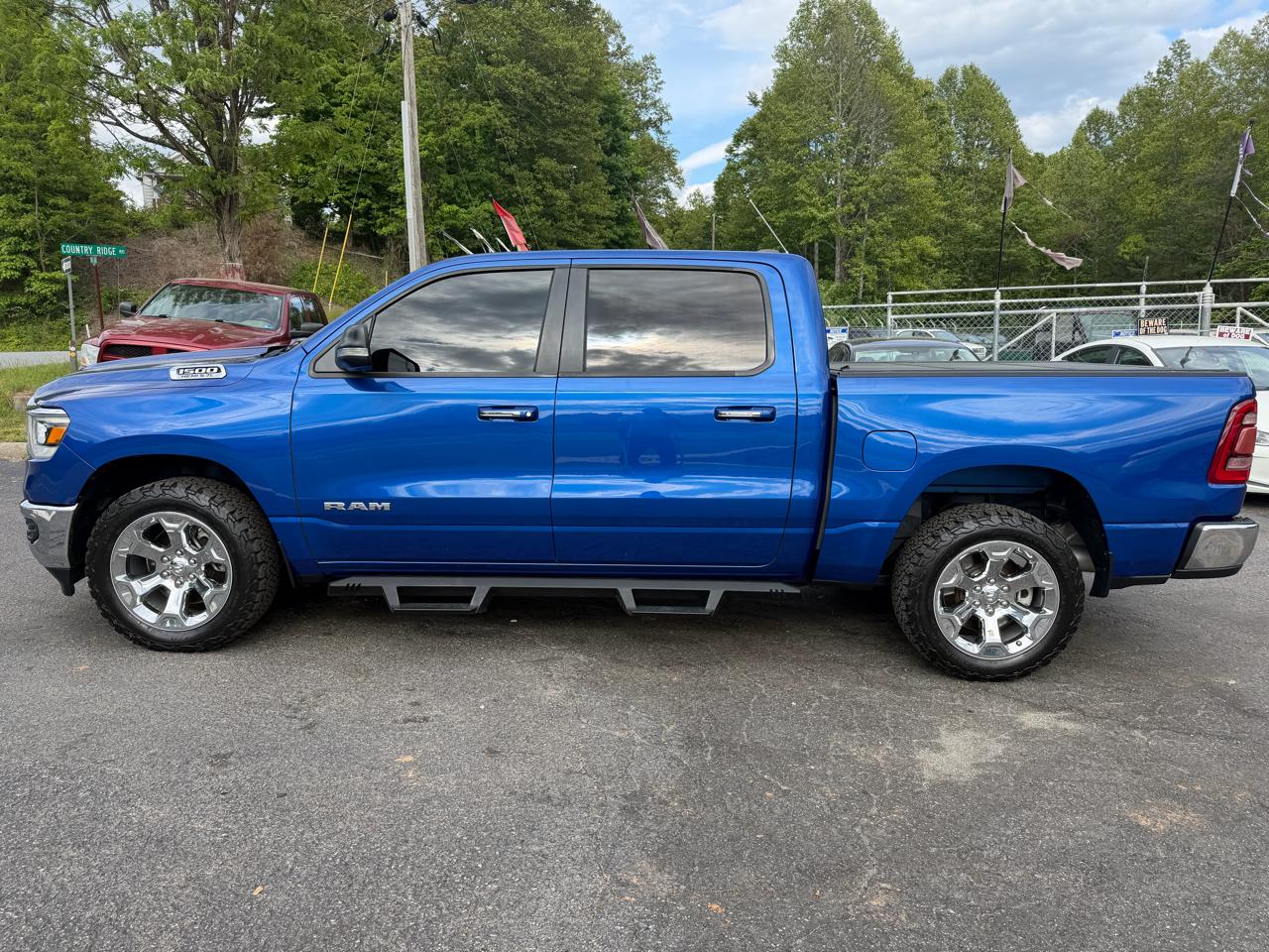 RAM 1500 Big Horn Crew Cab 4WD 2019
