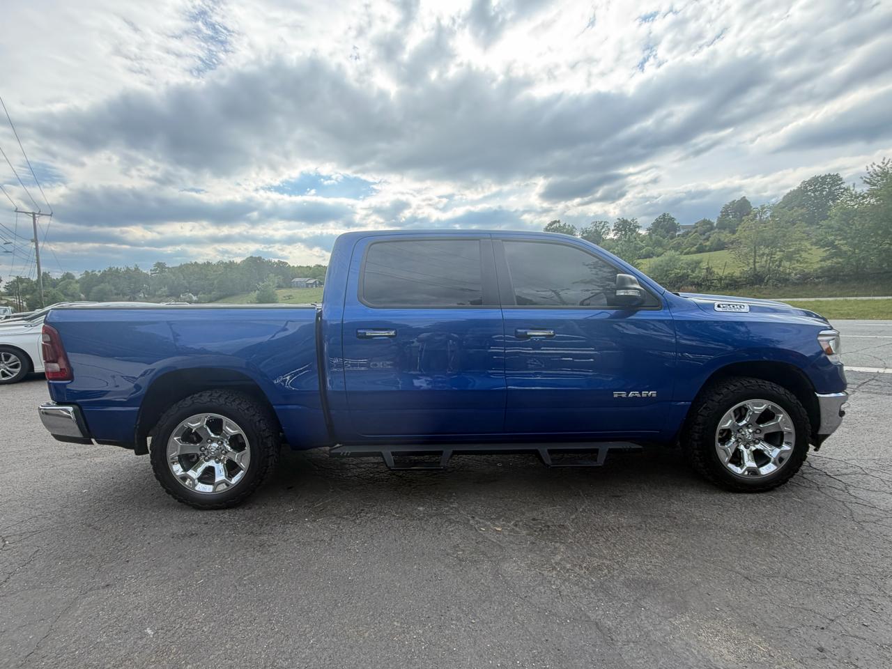 RAM 1500 Big Horn Crew Cab 4WD 2019