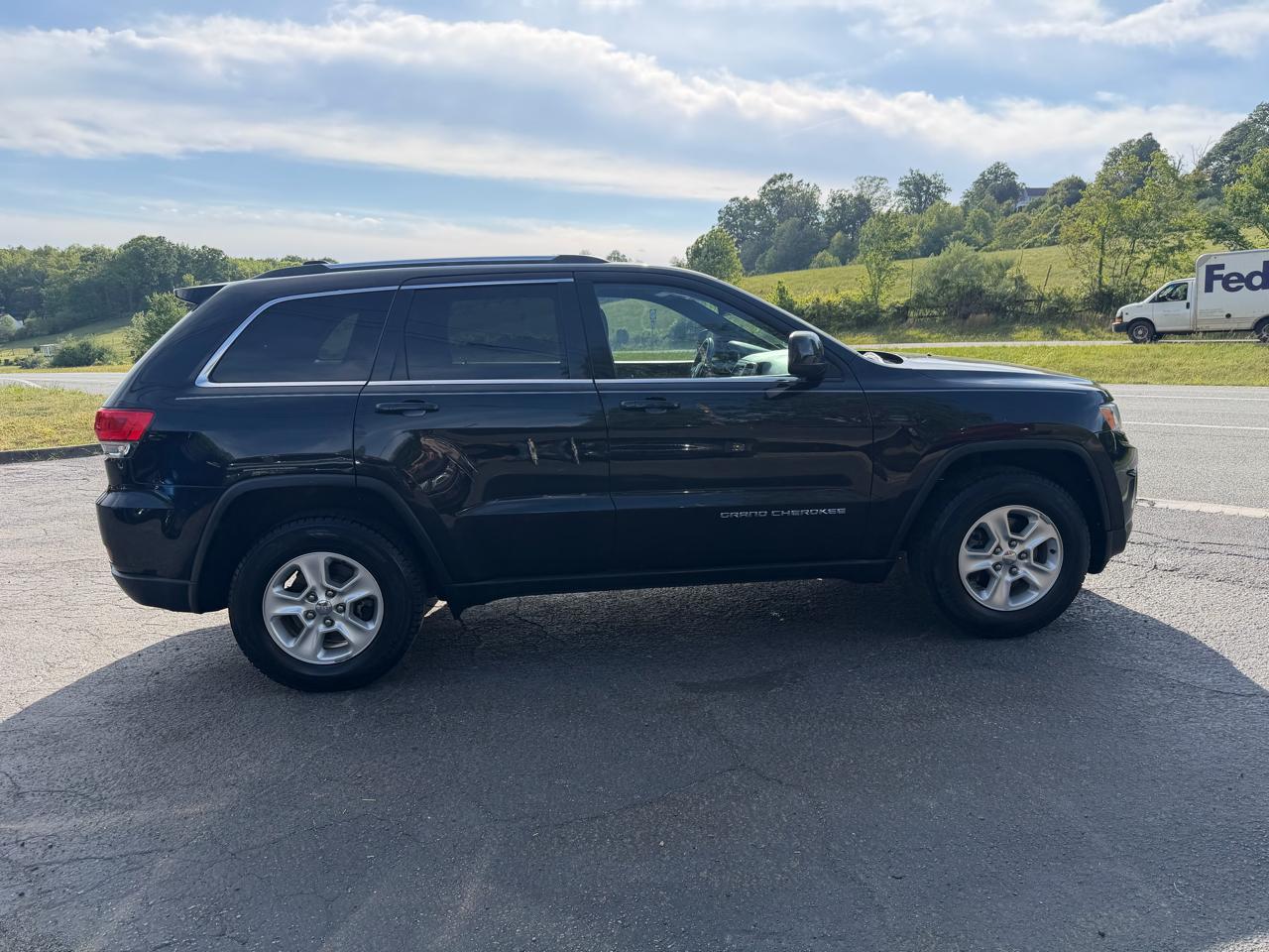 Jeep Grand Cherokee 4WD 4dr Laredo 2014