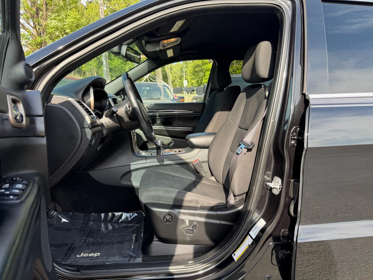 Jeep Grand Cherokee 4WD 4dr Laredo 2014