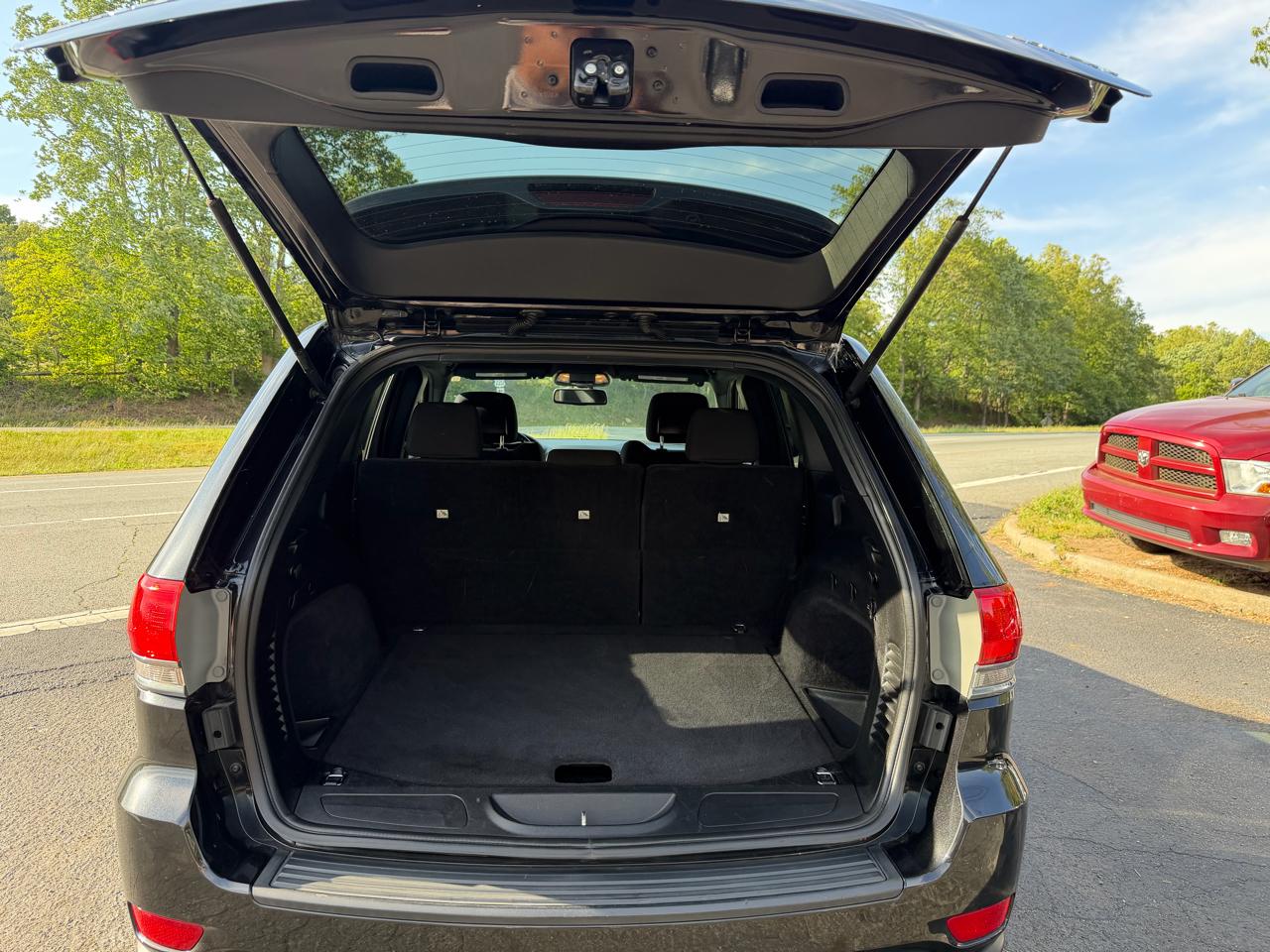 Jeep Grand Cherokee 4WD 4dr Laredo 2014