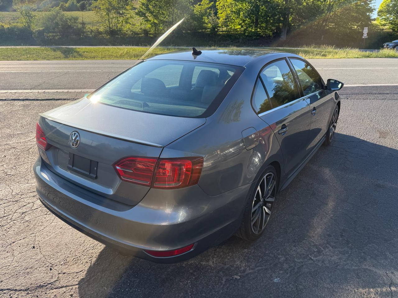 Volkswagen Jetta Sedan 4dr DSG GLI 2014