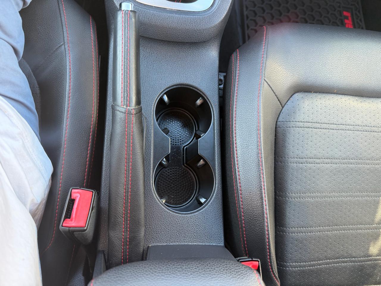 Volkswagen Jetta Sedan 4dr DSG GLI 2014