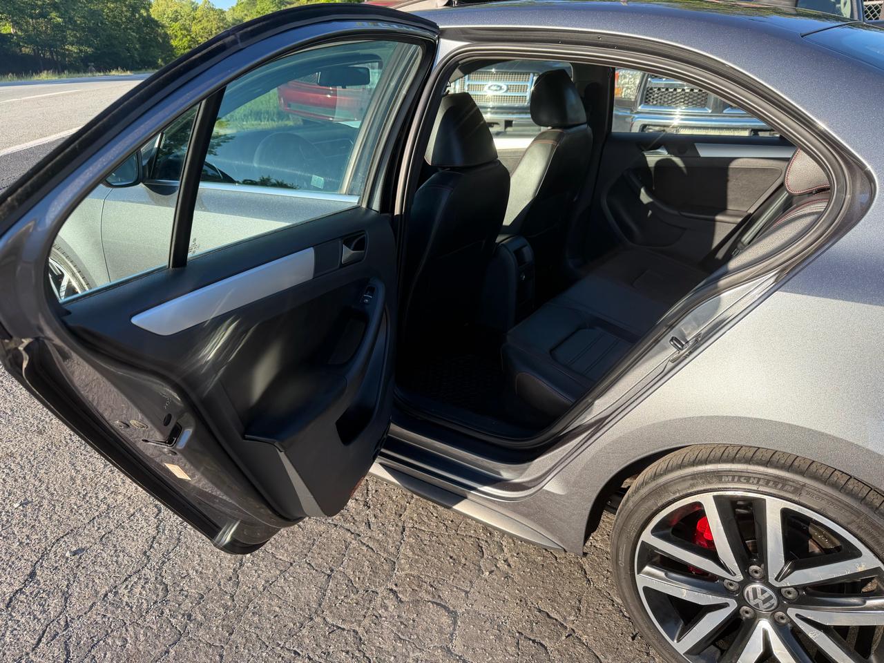Volkswagen Jetta Sedan 4dr DSG GLI 2014
