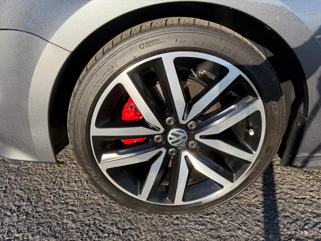 Volkswagen Jetta Sedan 4dr DSG GLI 2014
