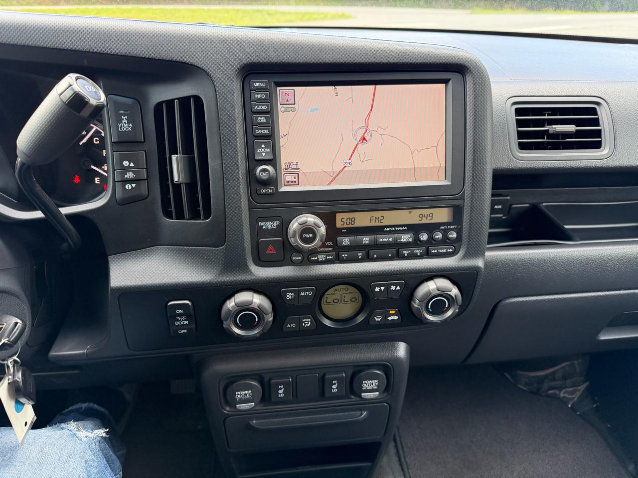 Honda Ridgeline 4WD Crew Cab RTL 2012