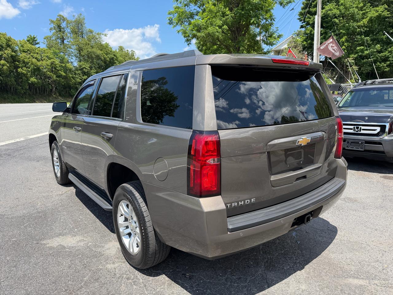 Chevrolet Tahoe 4WD 4dr LT 2015