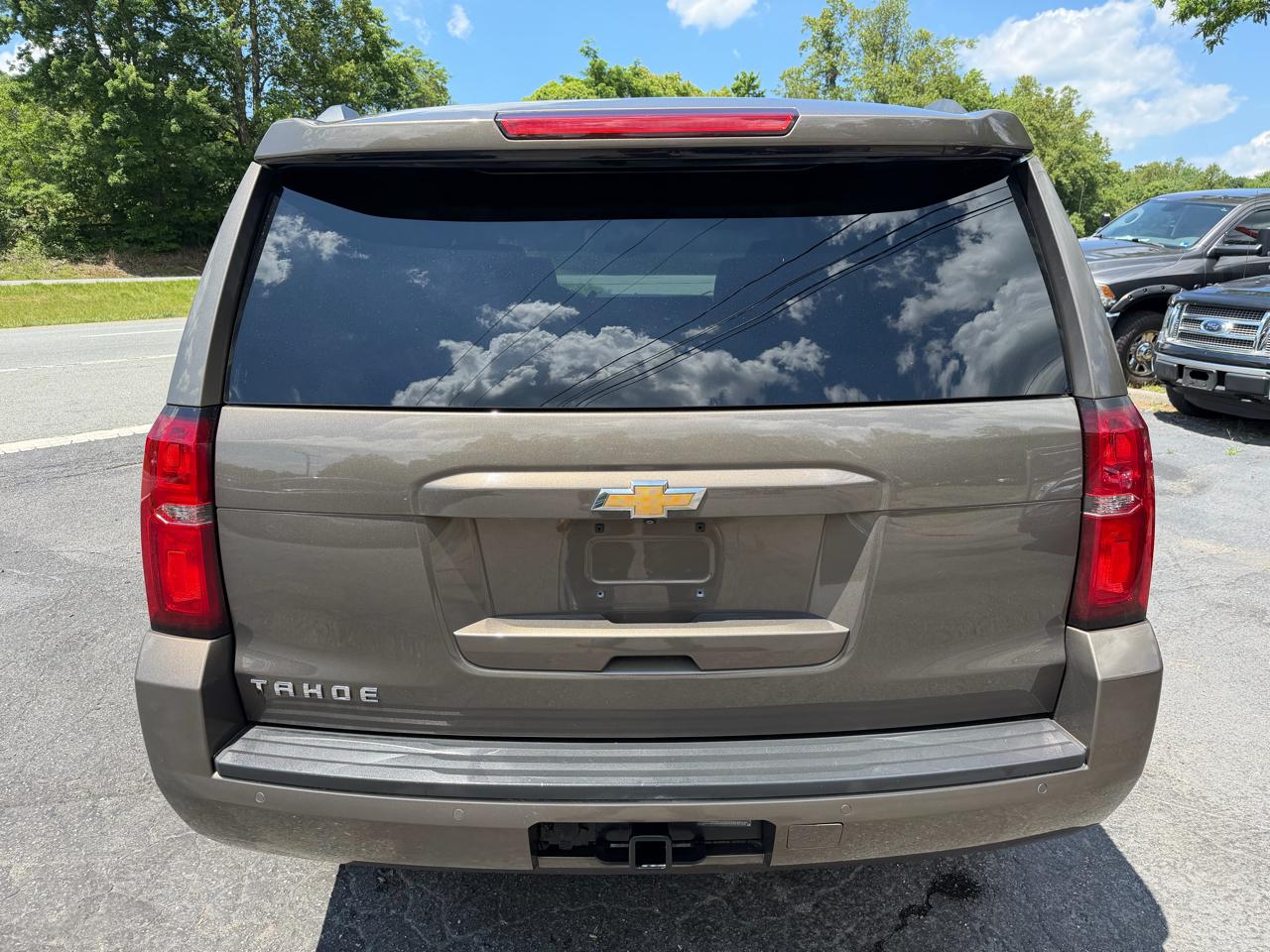 Chevrolet Tahoe 4WD 4dr LT 2015