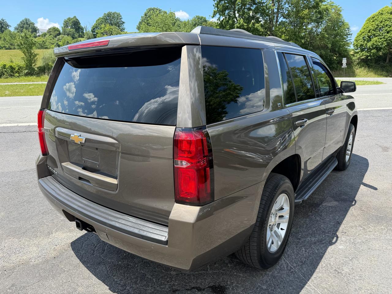 Chevrolet Tahoe 4WD 4dr LT 2015