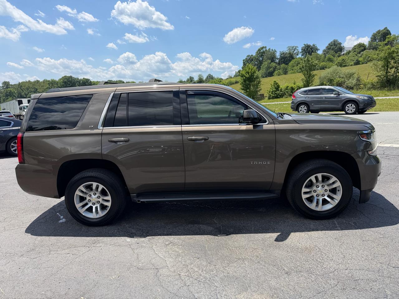 Chevrolet Tahoe 4WD 4dr LT 2015