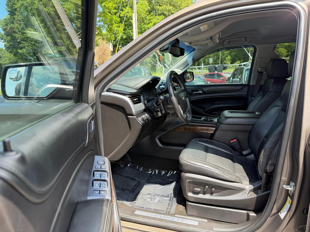 Chevrolet Tahoe 4WD 4dr LT 2015